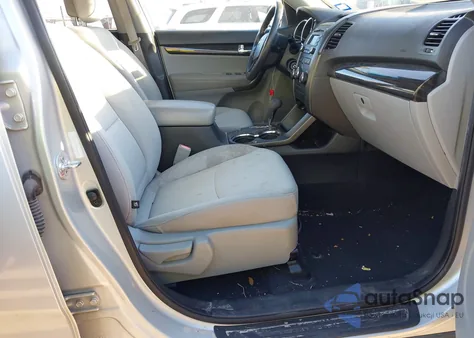 2013 Kia Sorento Lx из США, поврежденный, VIN 5XYKT3A17DG358270